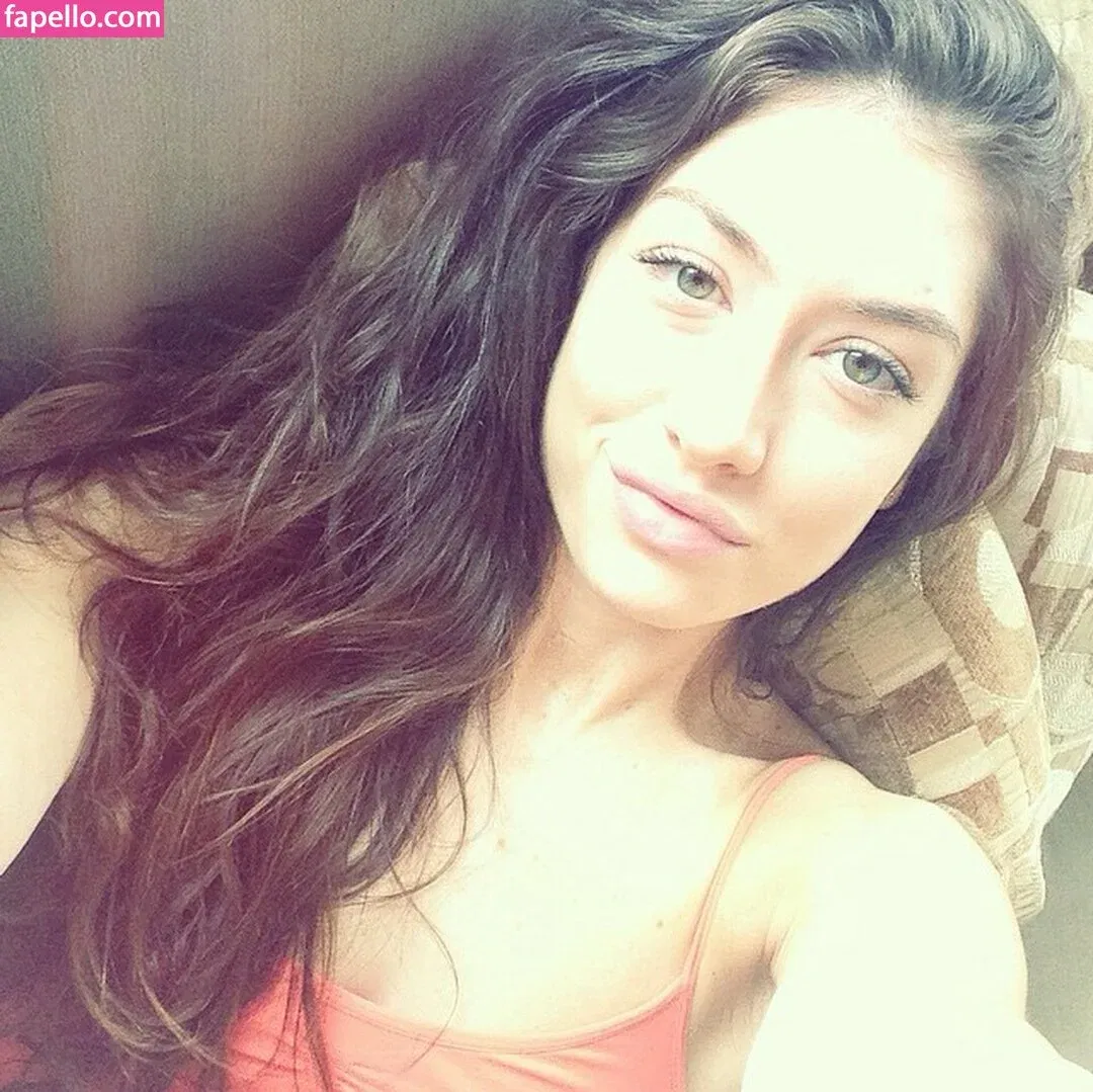 Natasha Aughey Onlyfans Photo Gallery 