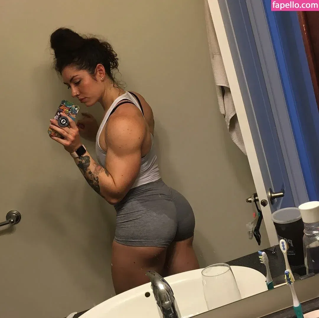 Natasha Aughey Onlyfans Photo Gallery 