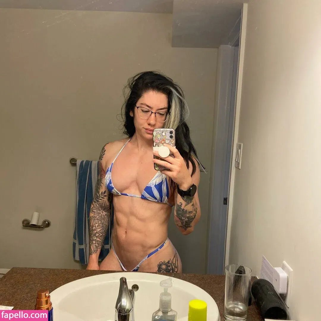 Natasha Aughey Onlyfans Photo Gallery 