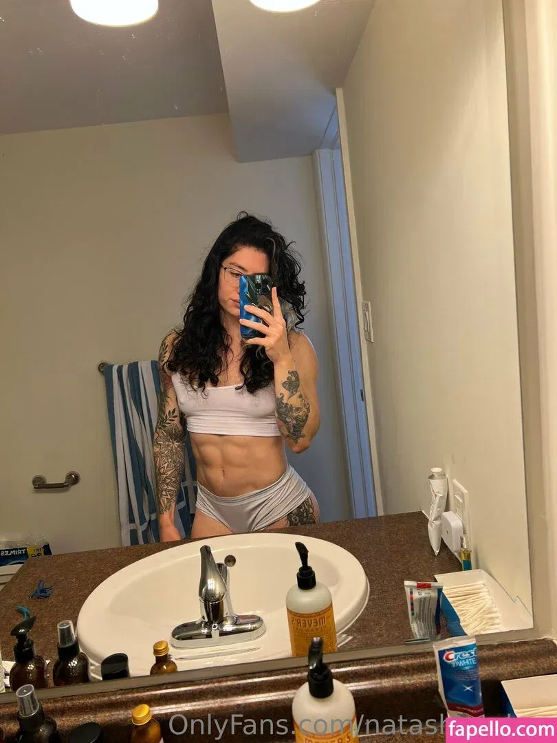 Natasha Aughey Onlyfans Photo Gallery 