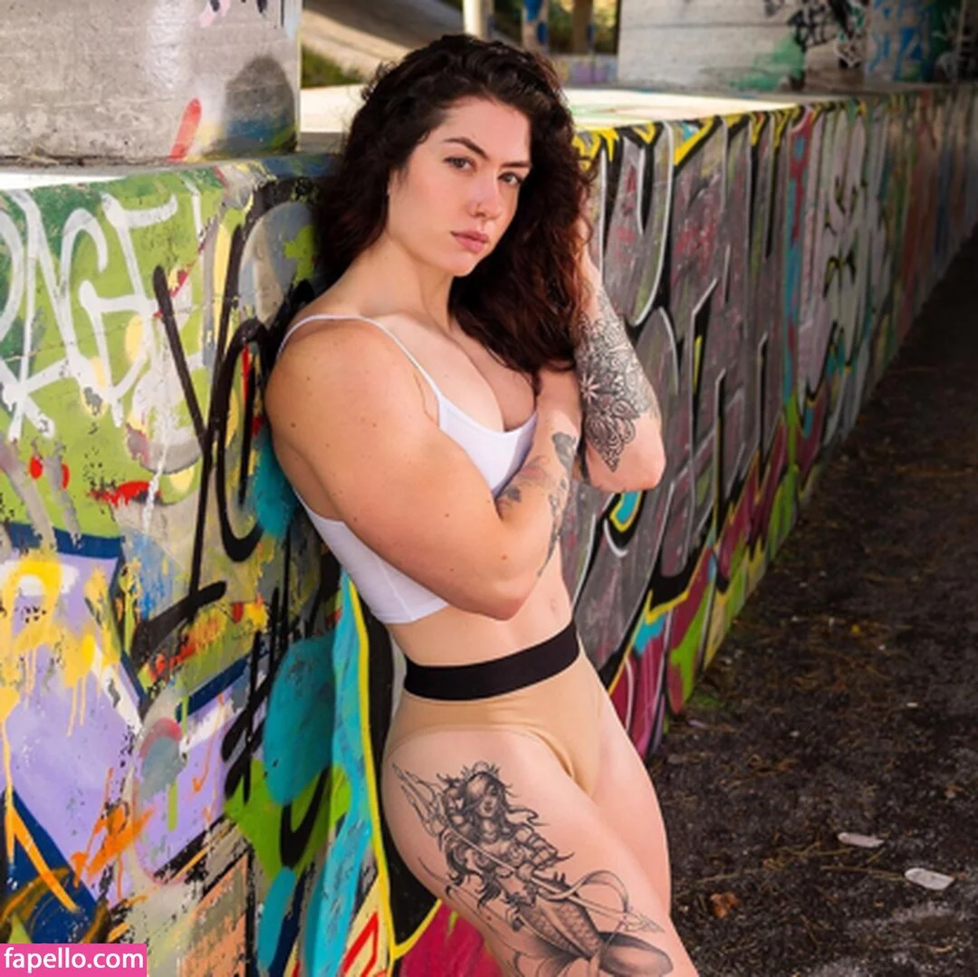 Natasha Aughey Onlyfans Photo Gallery 