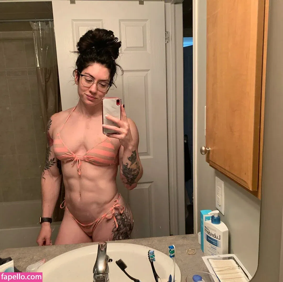 Natasha Aughey Onlyfans Photo Gallery 