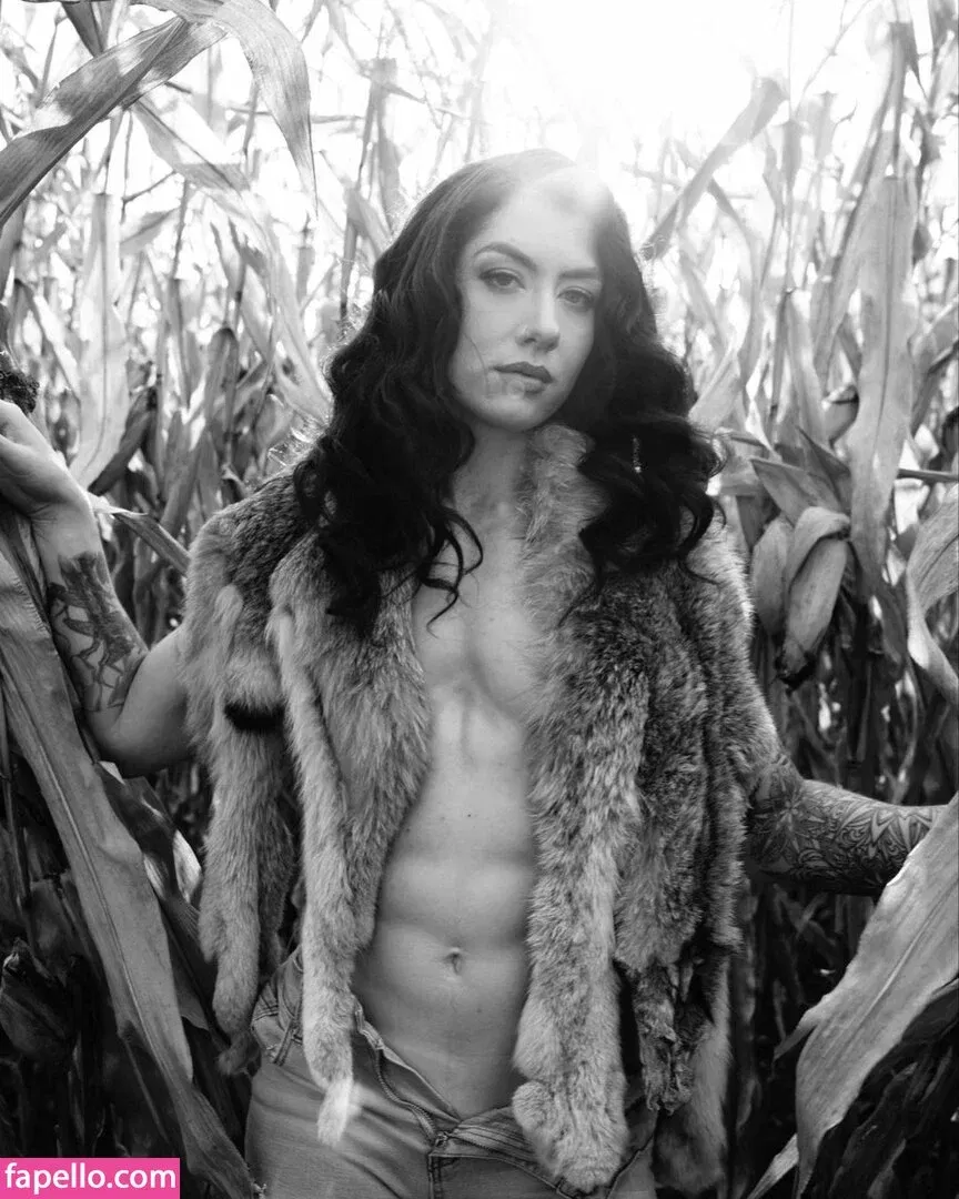 Natasha Aughey Onlyfans Photo Gallery 