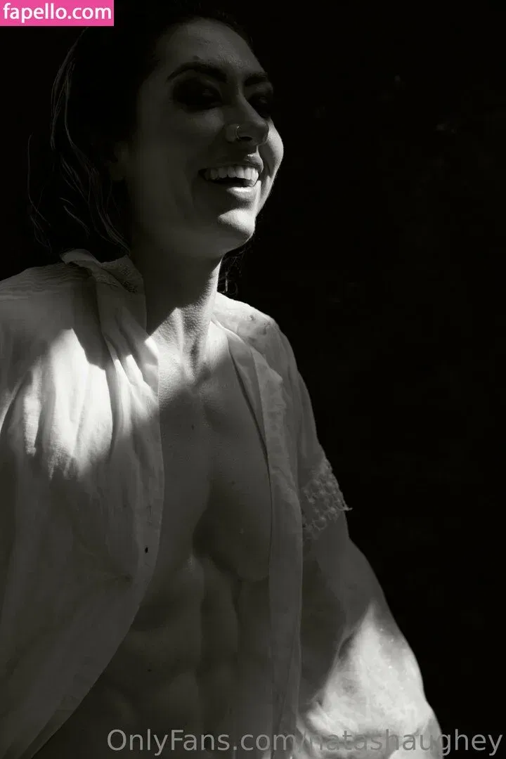 Natasha Aughey Onlyfans Photo Gallery 