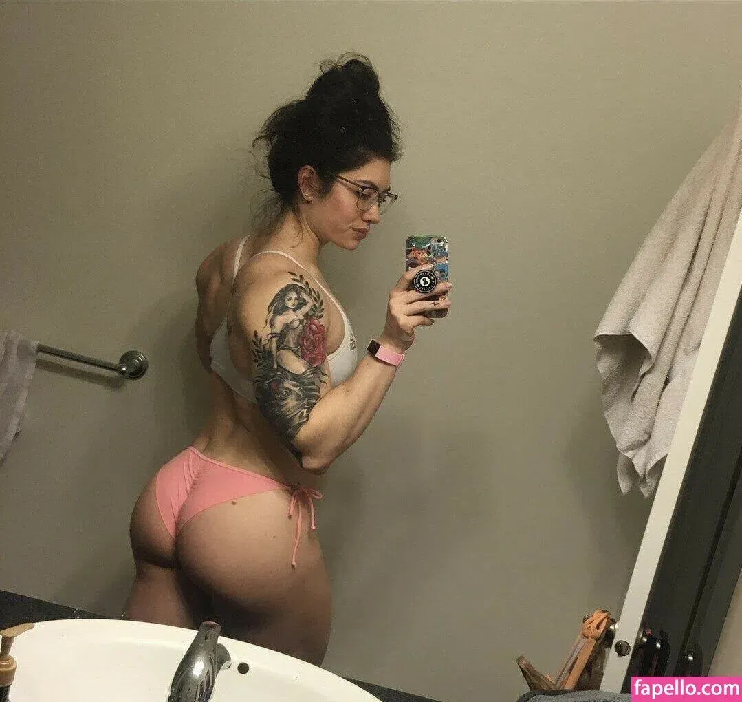 Natasha Aughey Onlyfans Photo Gallery 