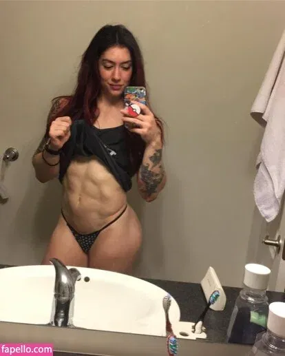 Natasha Aughey Onlyfans Photo Gallery 