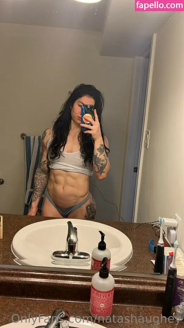 Natasha Aughey Onlyfans Photo Gallery 