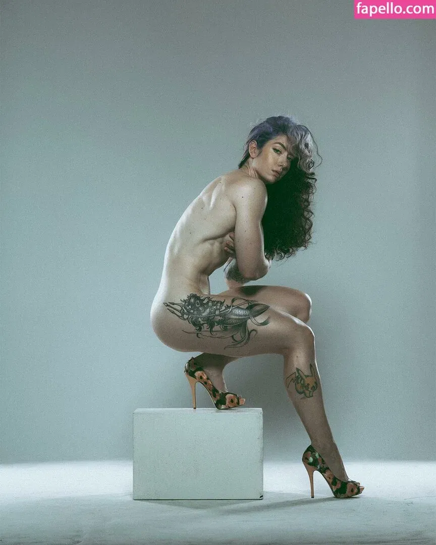 Natasha Aughey Onlyfans Photo Gallery 