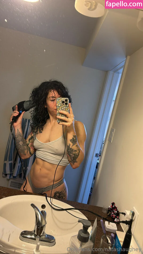 Natasha Aughey Onlyfans Photo Gallery 