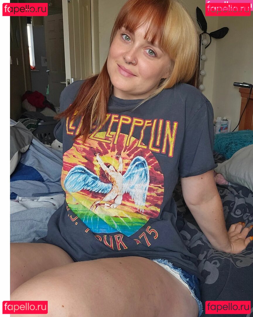 ConstanceFlame Onlyfans Photo Gallery 