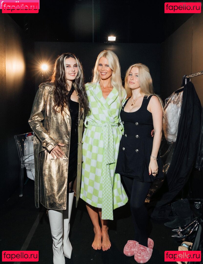 Clementine Vaughn / clementinevaughn Onlyfans Photo Gallery 