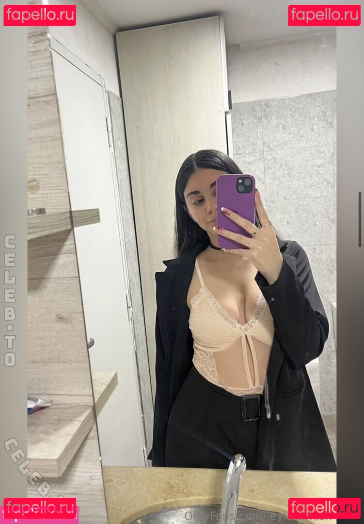 LeylaTurkish Onlyfans Photo Gallery 