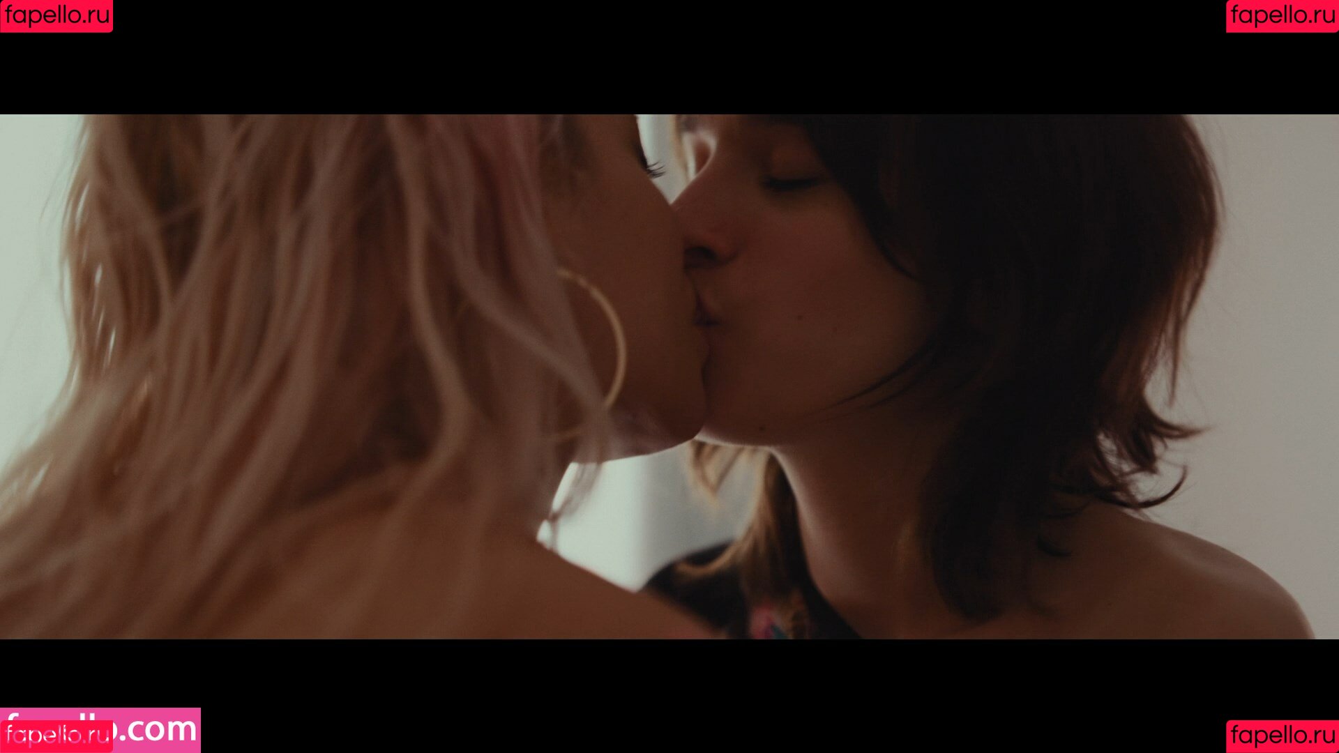 Voyeur Dolls Onlyfans Photo Gallery 