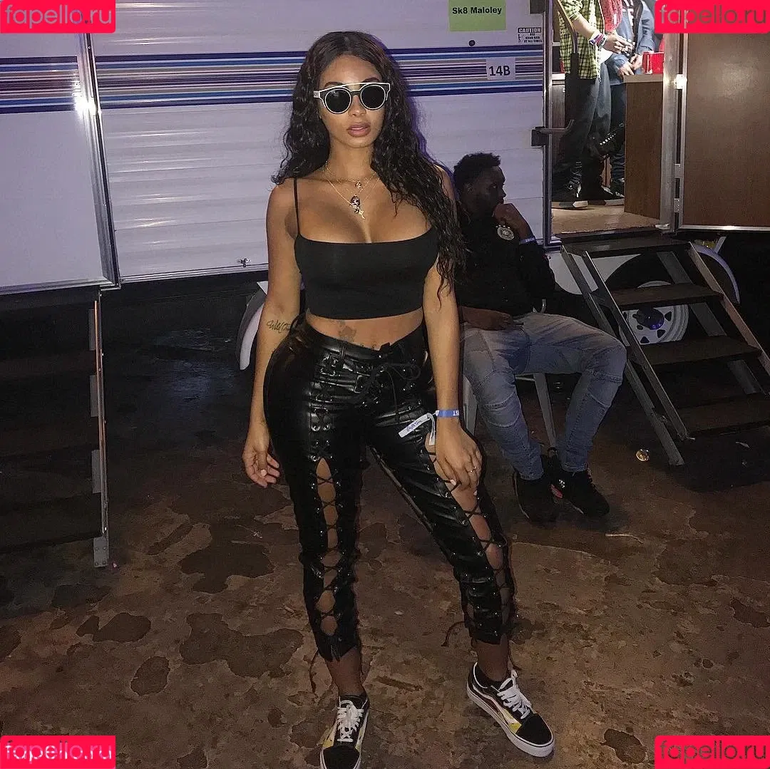 Ana Montana Onlyfans Photo Gallery 