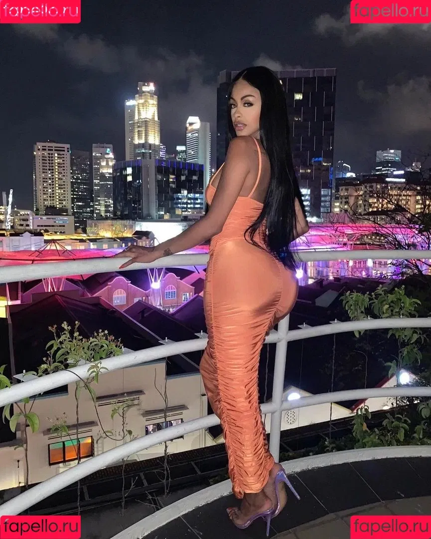 Ana Montana Onlyfans Photo Gallery 