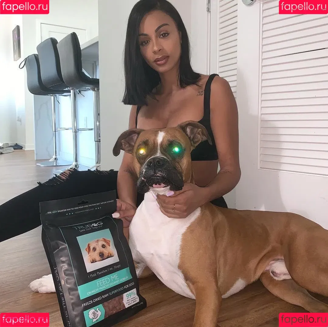 Ana Montana Onlyfans Photo Gallery 