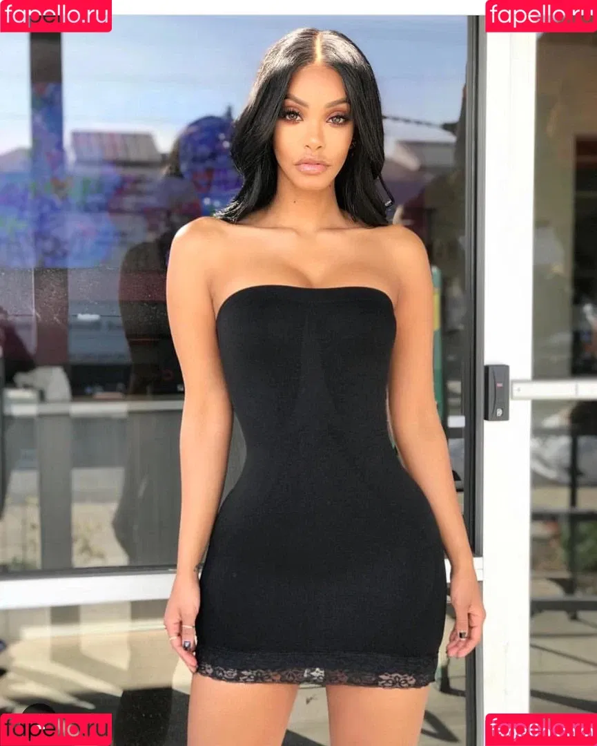 Ana Montana Onlyfans Photo Gallery 