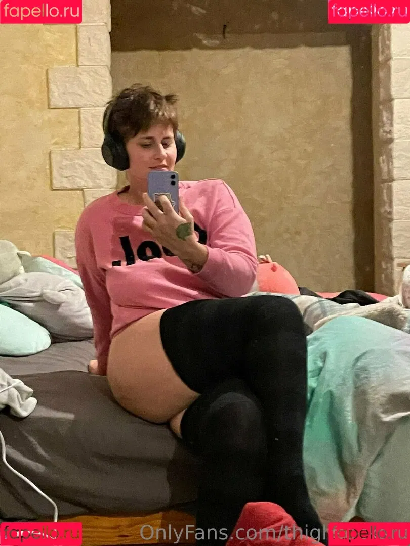 thighsockstk Onlyfans Photo Gallery 