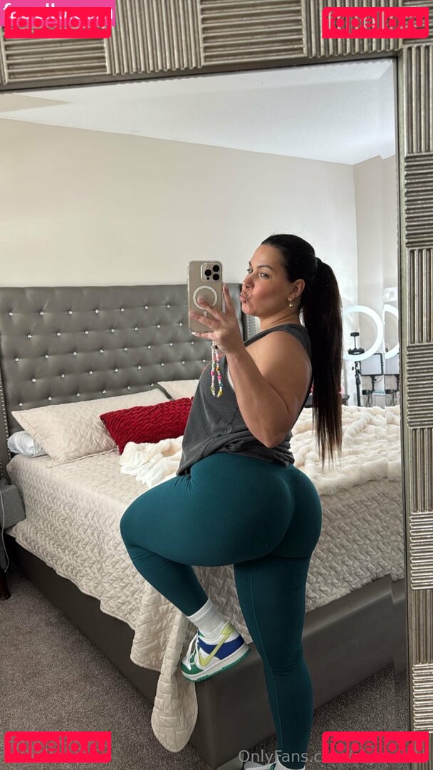 arys.world / arysworld Onlyfans Photo Gallery 