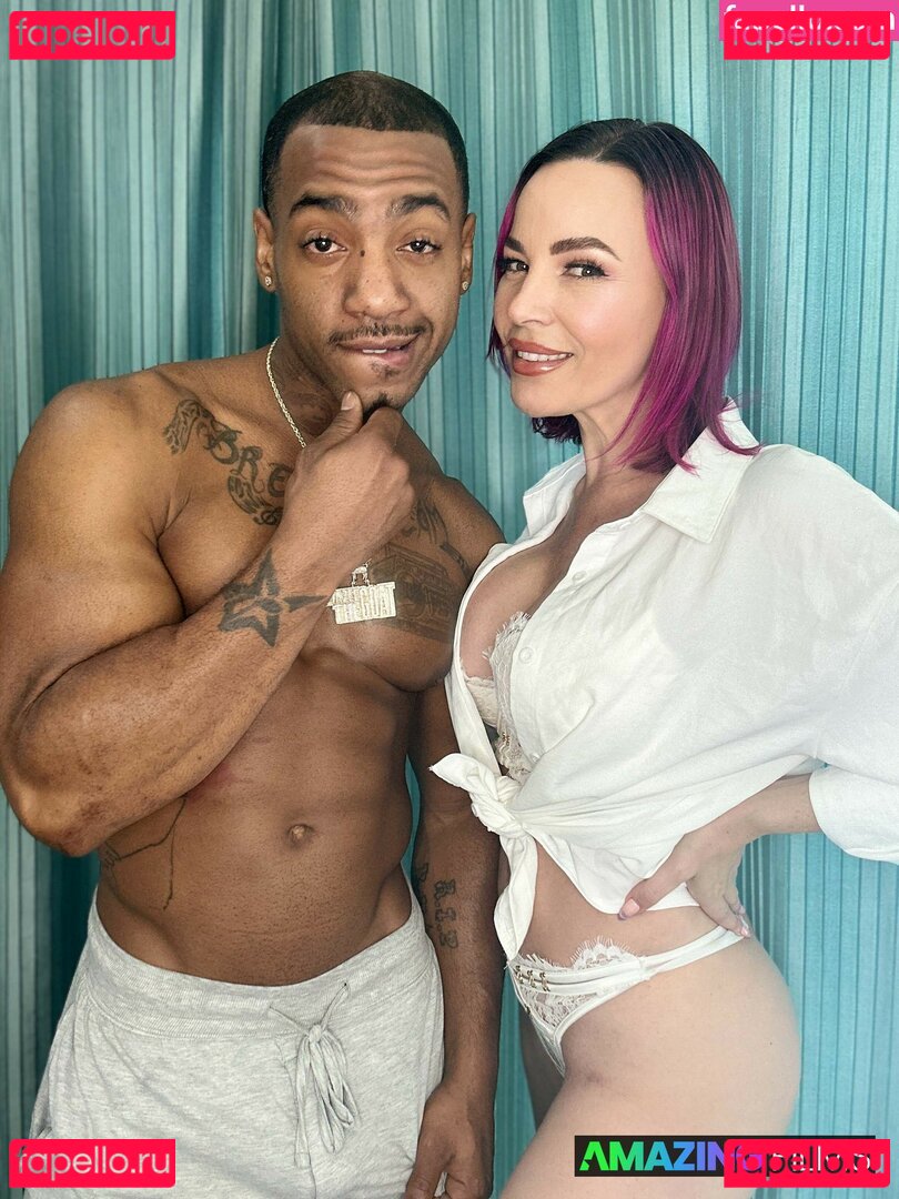 Dana DeArmond / danadearmond Onlyfans Photo Gallery 