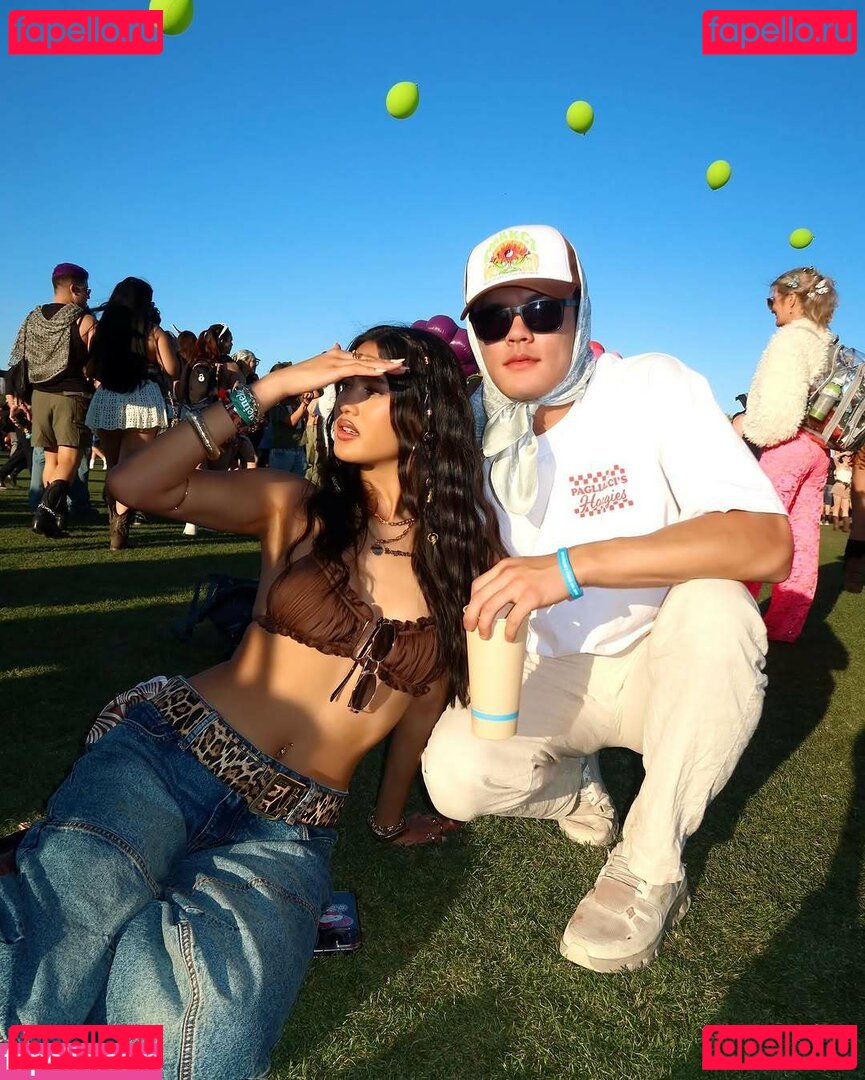 Amanda Sebastian / amandasebastiann