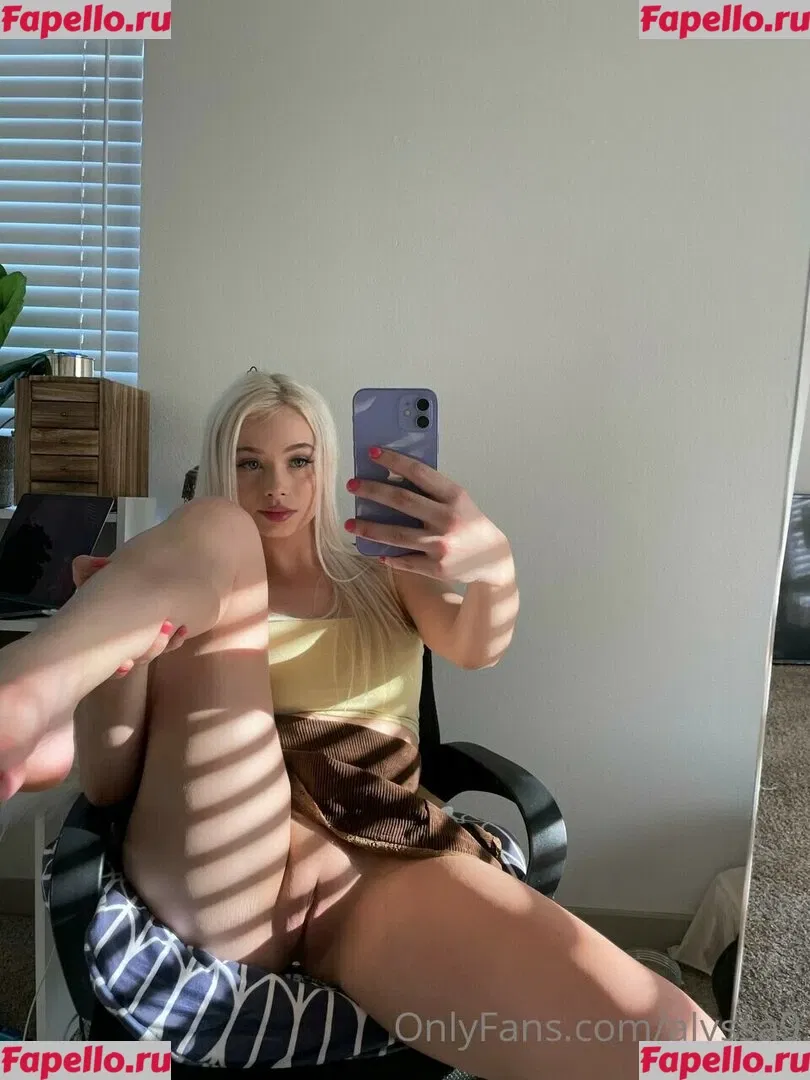 alyssa9 Onlyfans Photo Gallery 
