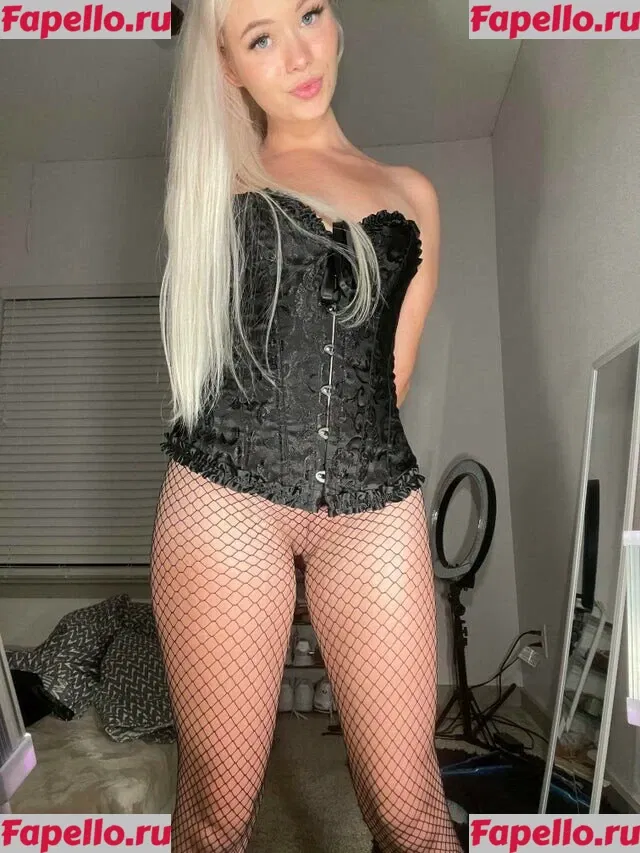 alyssa9 Onlyfans Photo Gallery 