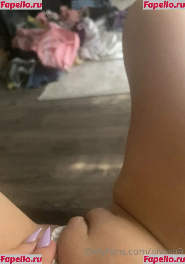 alyssa9 Onlyfans Photo Gallery 