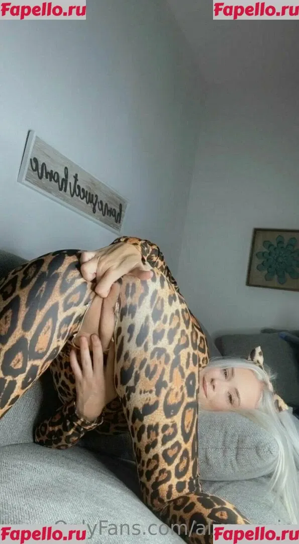 alyssa9 Onlyfans Photo Gallery 
