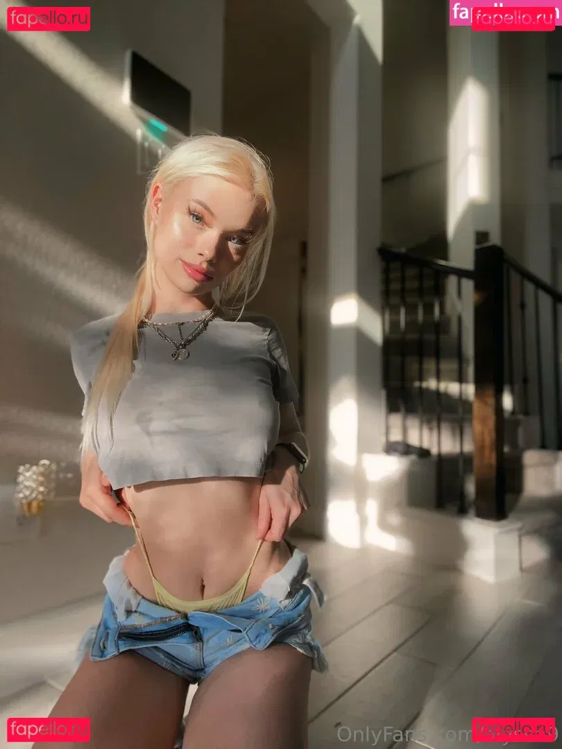 alyssa9 Onlyfans Photo Gallery 