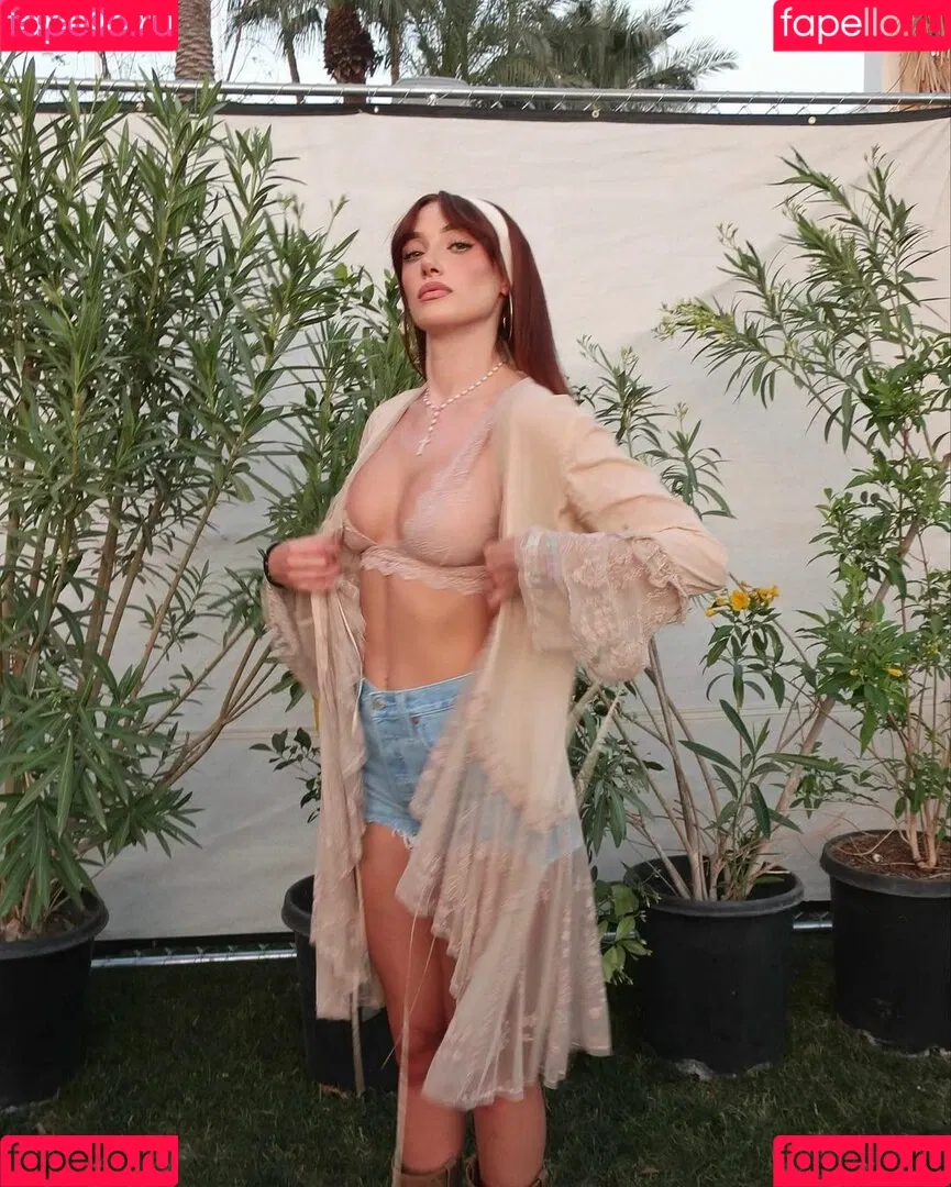 Olivia OBrien Onlyfans Photo Gallery 