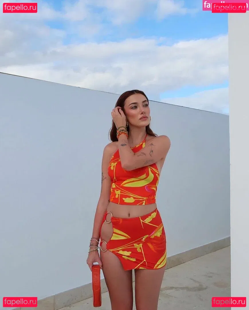 Olivia OBrien Onlyfans Photo Gallery 