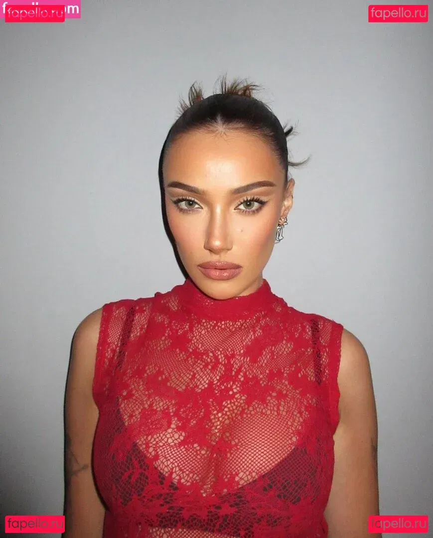 Olivia OBrien Onlyfans Photo Gallery 