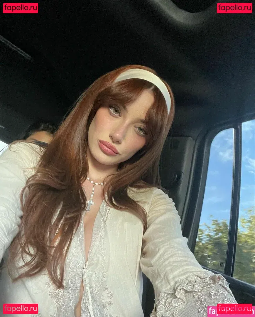 Olivia OBrien Onlyfans Photo Gallery 