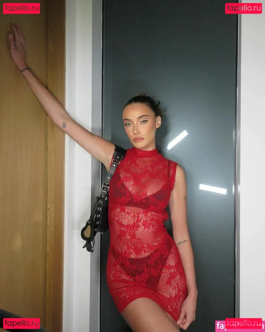 Olivia OBrien Onlyfans Photo Gallery 