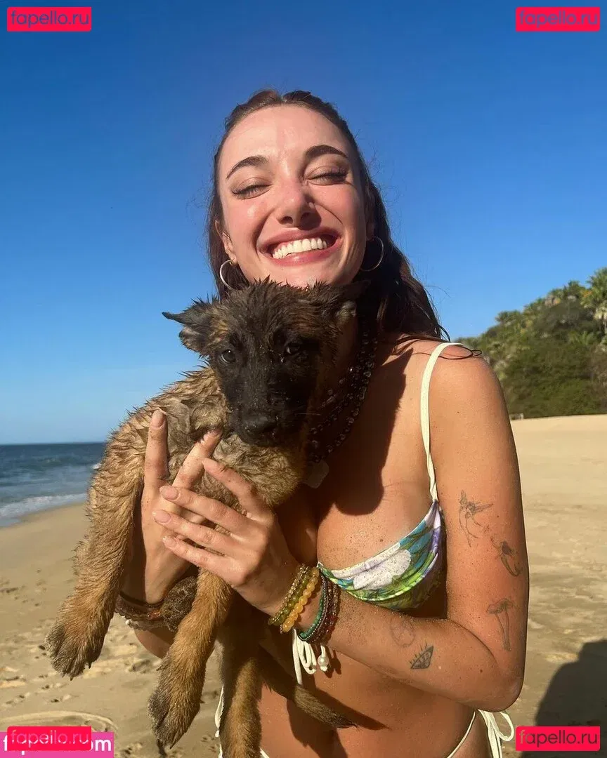 Olivia OBrien Onlyfans Photo Gallery 