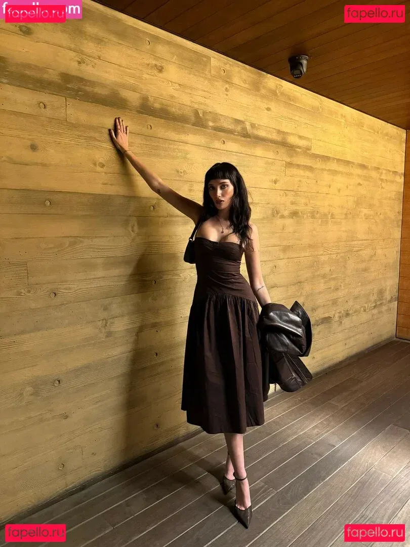 Olivia OBrien Onlyfans Photo Gallery 