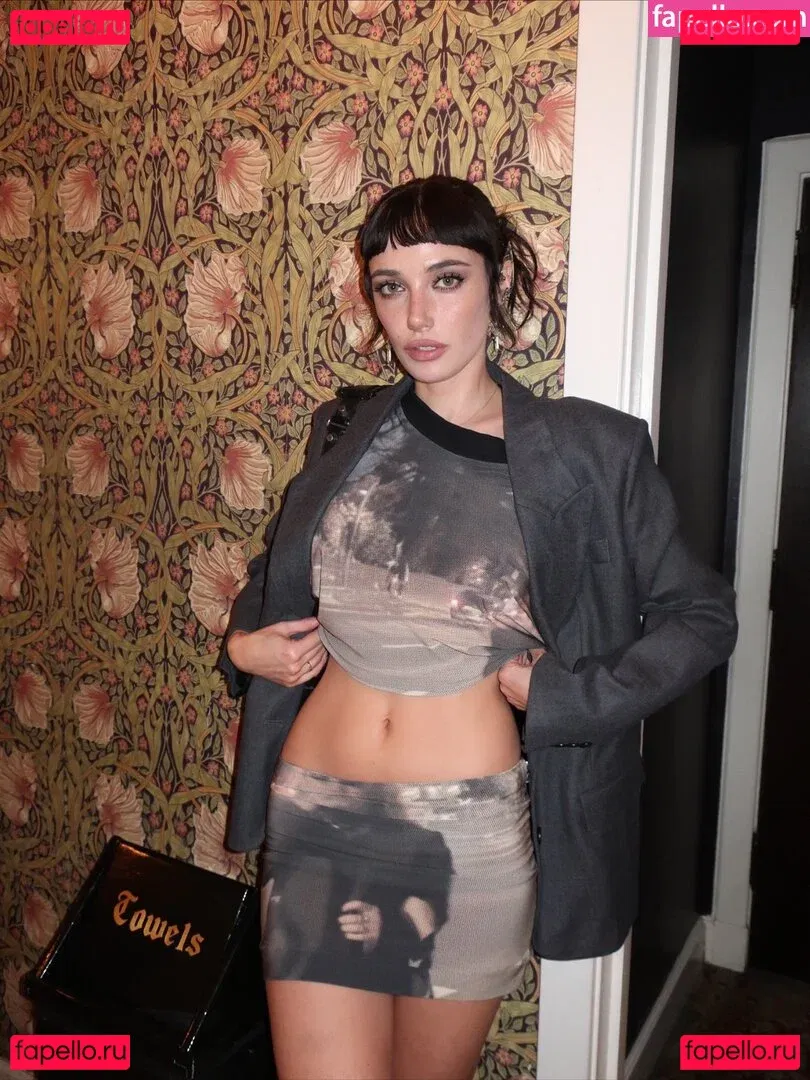 Olivia OBrien Onlyfans Photo Gallery 