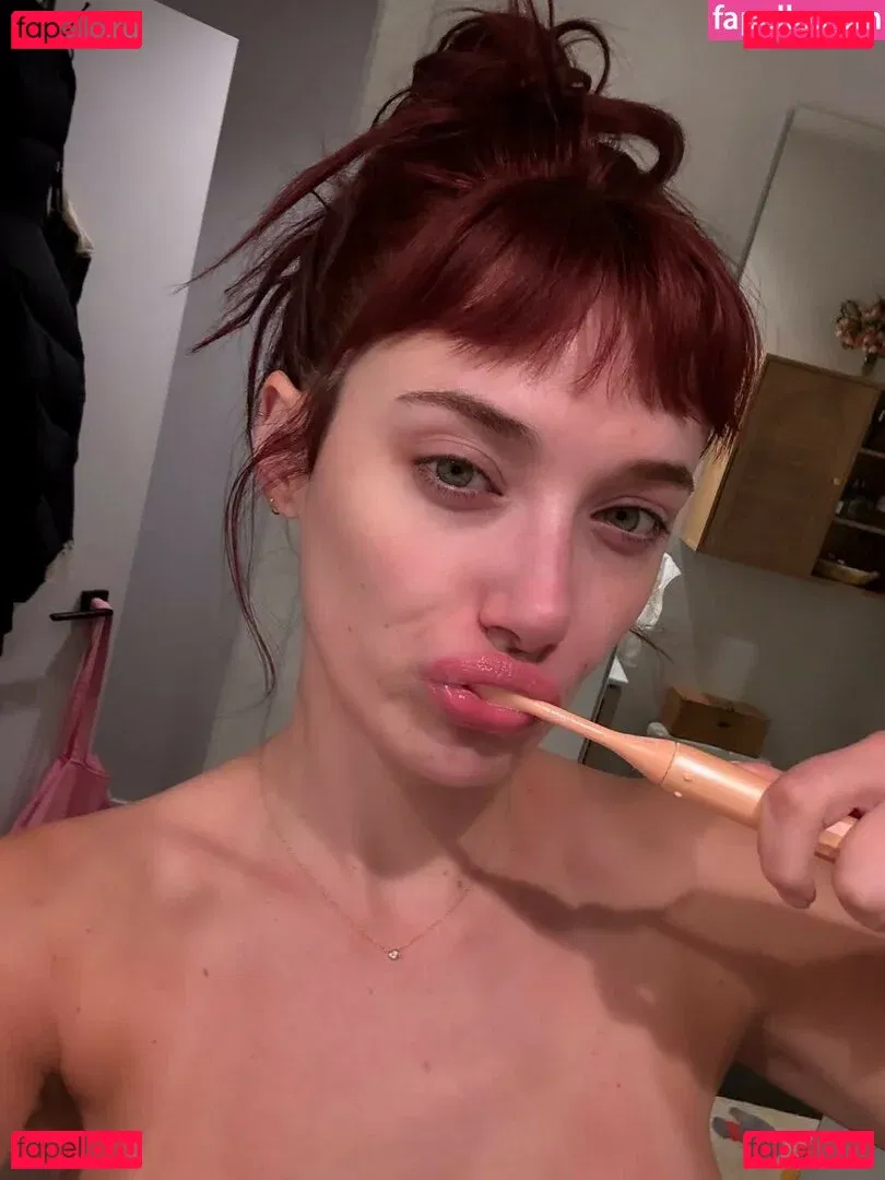 Olivia OBrien Onlyfans Photo Gallery 