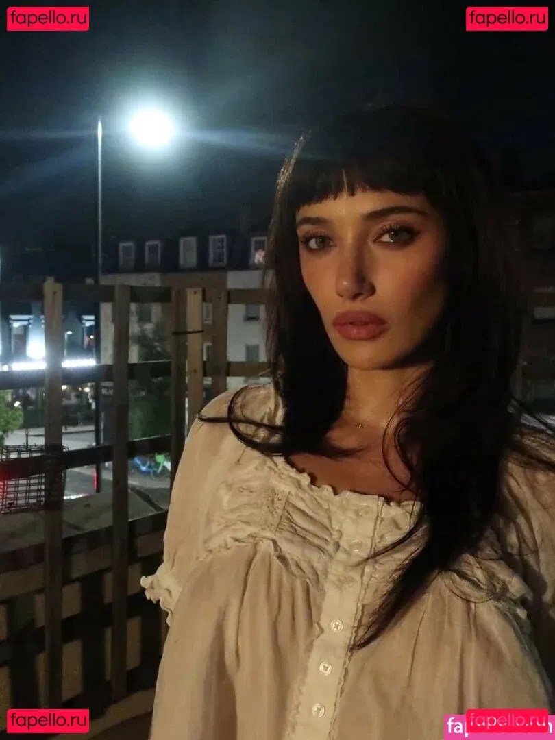 Olivia OBrien Onlyfans Photo Gallery 