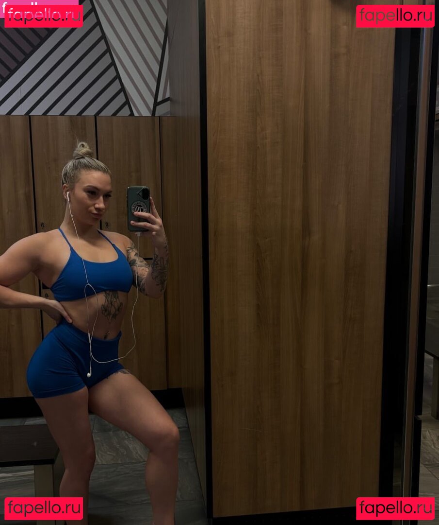 Taylor Flewin / taylorflewin / taylorwhitetv Onlyfans Photo Gallery 