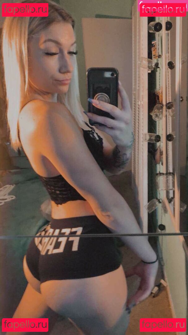 Taylor Flewin / taylorflewin / taylorwhitetv Onlyfans Photo Gallery 