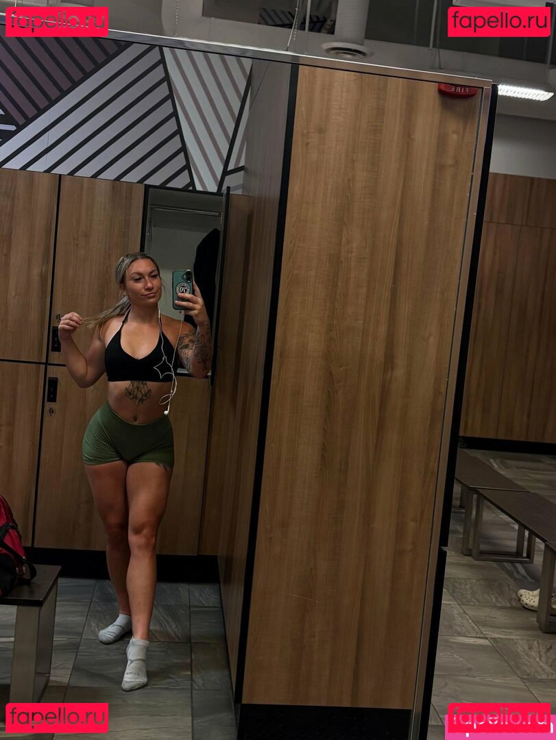 Taylor Flewin / taylorflewin / taylorwhitetv Onlyfans Photo Gallery 