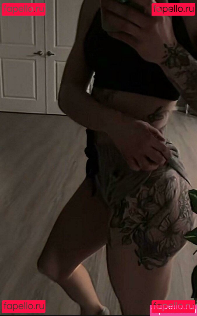 Taylor Flewin / taylorflewin / taylorwhitetv Onlyfans Photo Gallery 