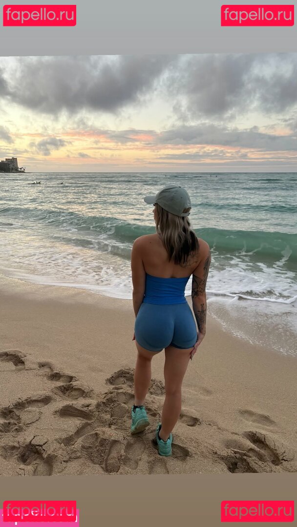 Taylor Flewin / taylorflewin / taylorwhitetv Onlyfans Photo Gallery 