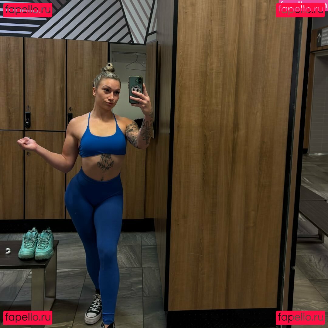 Taylor Flewin / taylorflewin / taylorwhitetv Onlyfans Photo Gallery 