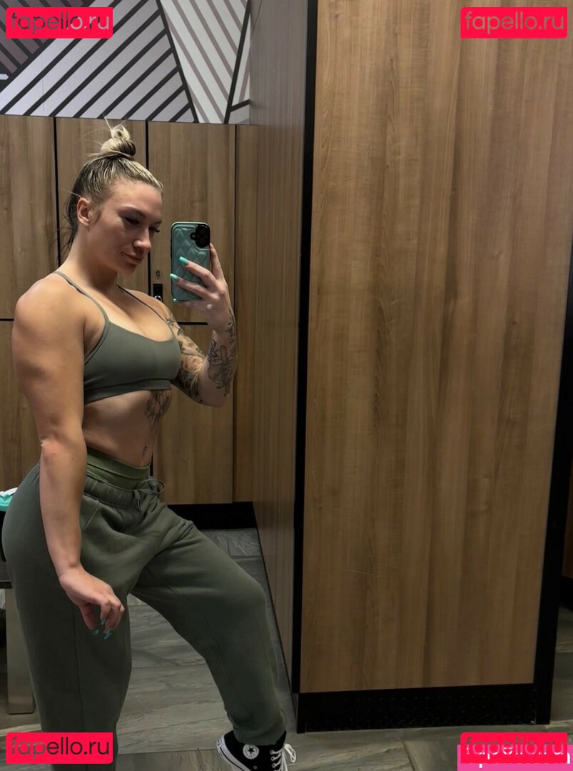 Taylor Flewin / taylorflewin / taylorwhitetv Onlyfans Photo Gallery 