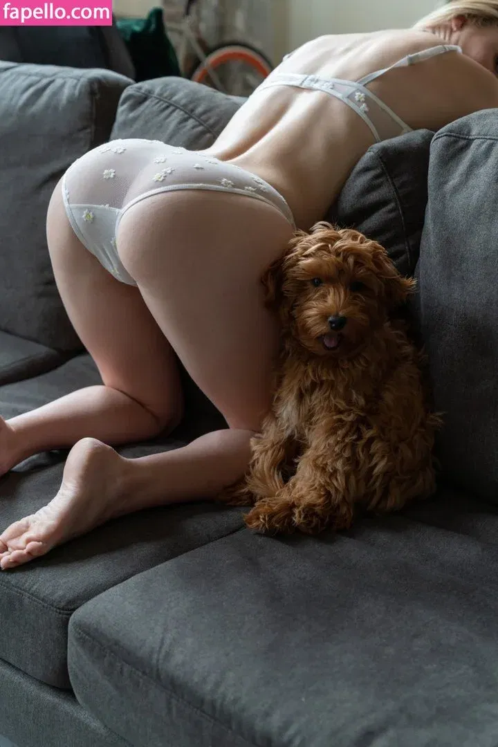 Darling Cute Onlyfans Photo Gallery 