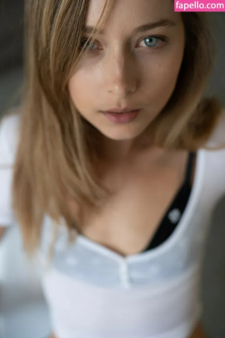 Darling Cute Onlyfans Photo Gallery 