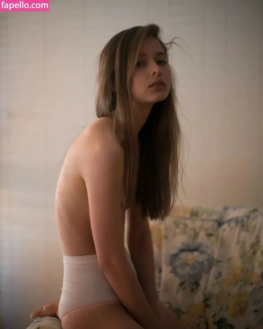 Darling Cute Onlyfans Photo Gallery 